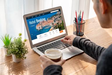 Found through investigation: Fake accommodation pages emerge as scammers target victims during “Songkran.”